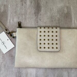 NWT Riviera Maya Rivet Wristlet clutch